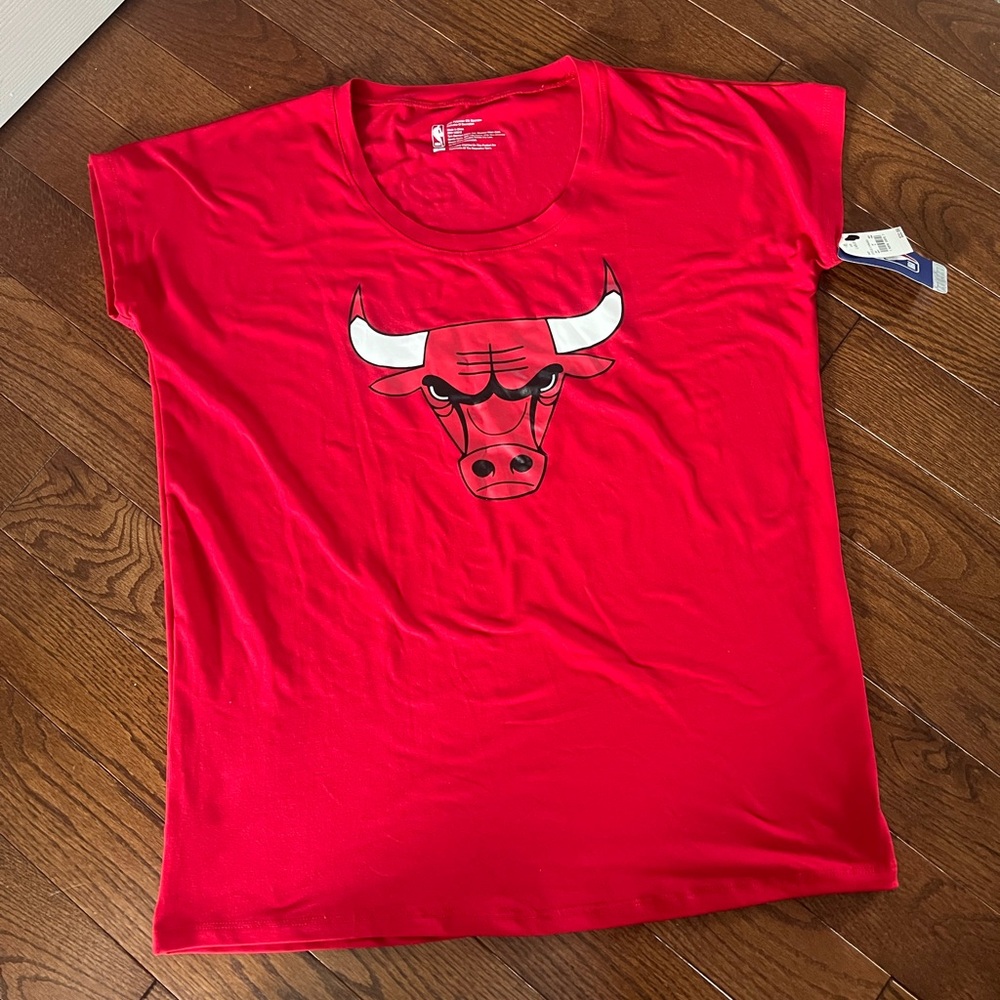 NBA Chicago Bulls Women's Dolman Short Sleeve T-Shirt NWT Size L